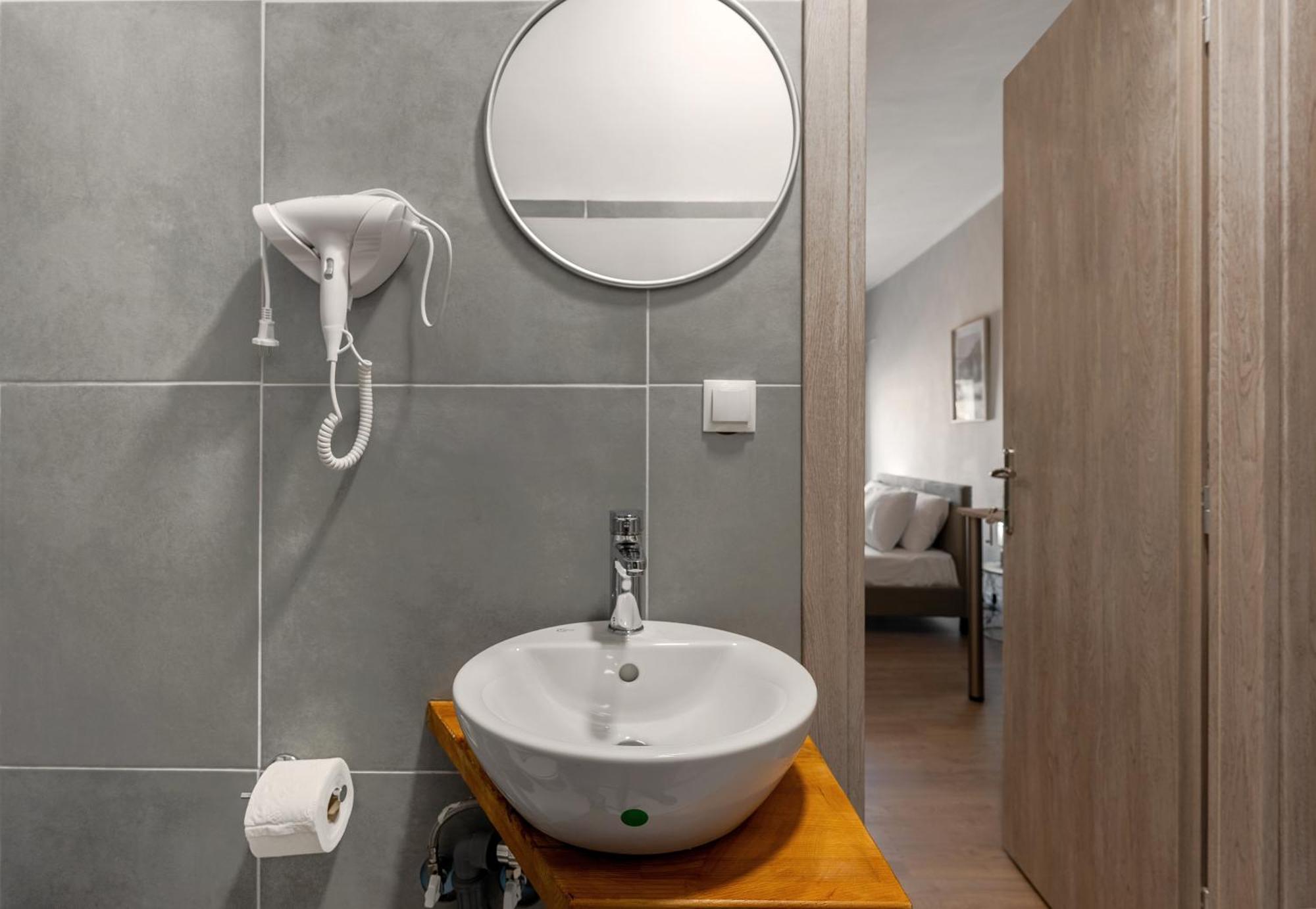 Seitan Pazar Apartment Превеза Екстериор снимка